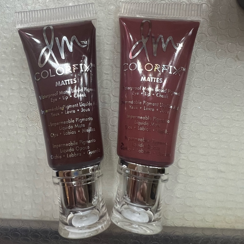 Danessa Myricks Colorfix Mattes in Chocolate and Desert Rose